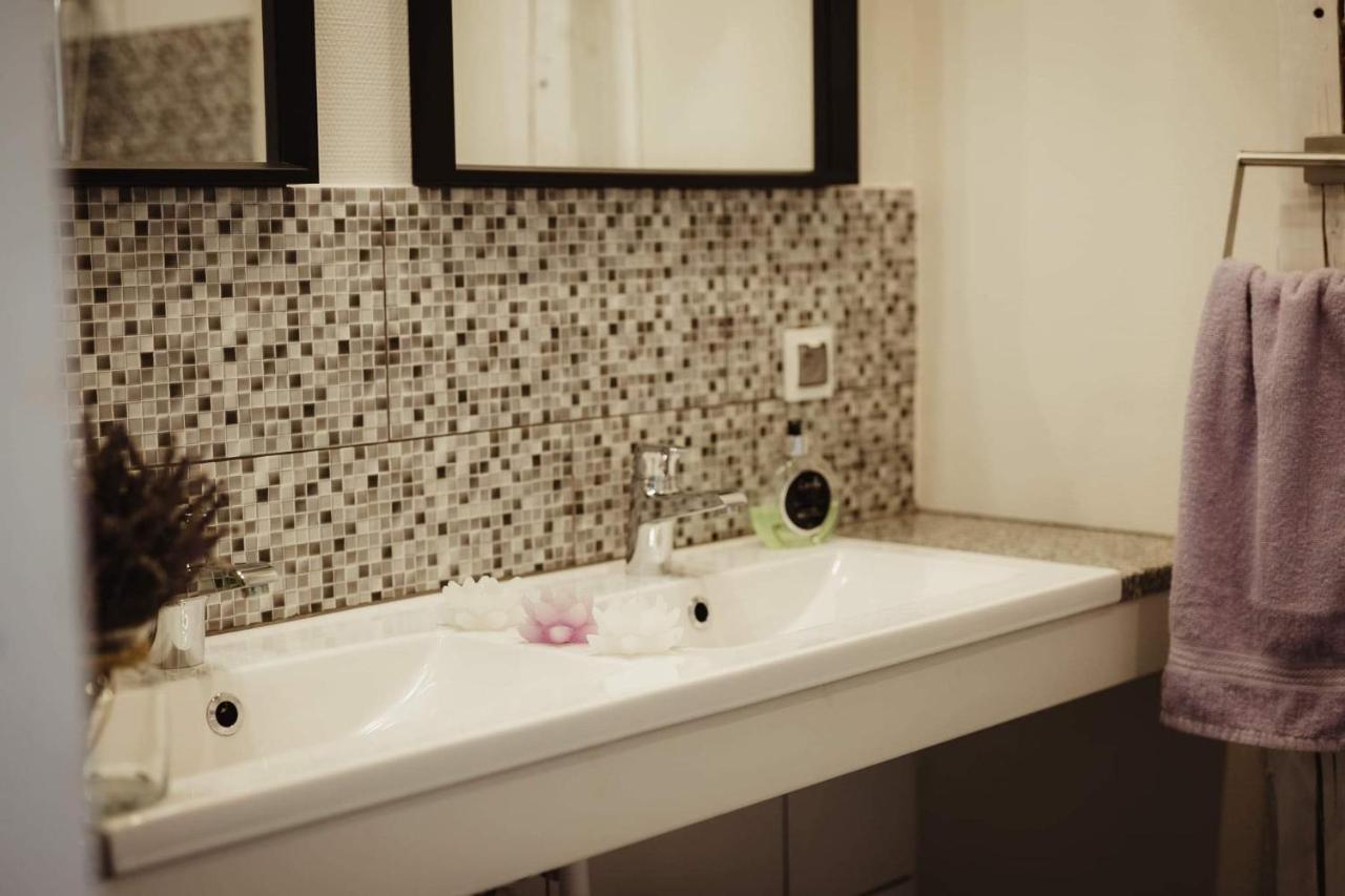 ルブベク・シロンスキ Lawendowa Stajnia Bed & Breakfast エクステリア 写真